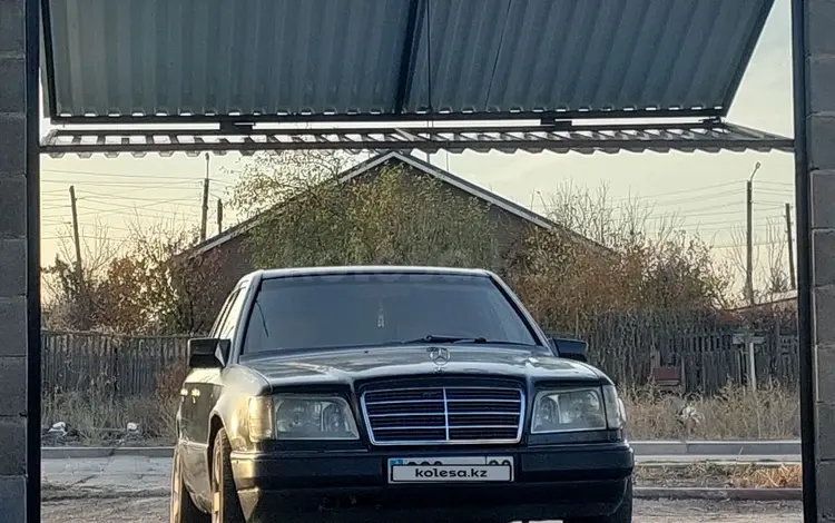 Mercedes-Benz E 200 1995 годаfor1 200 000 тг. в Сатпаев