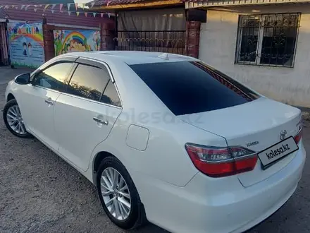 Toyota Camry 2015 года за 13 900 000 тг. в Алматы – фото 13