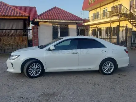 Toyota Camry 2015 года за 13 900 000 тг. в Алматы – фото 5