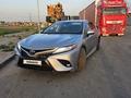 Toyota Camry 2019 года за 13 500 000 тг. в Алматы – фото 2