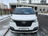 Hyundai Starex 2020 года за 15 500 000 тг. в Астана – фото 2