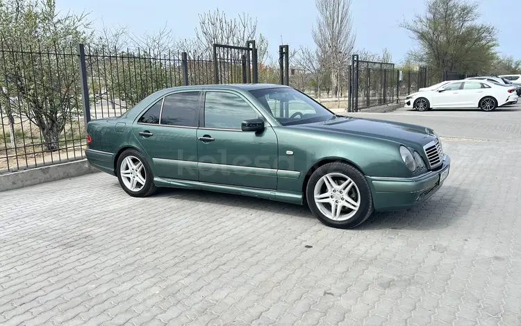 Mercedes-Benz E 320 1996 года за 3 000 000 тг. в Актау