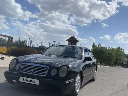 Mercedes-Benz E 320 1997 года за 1 300 000 тг. в Астана
