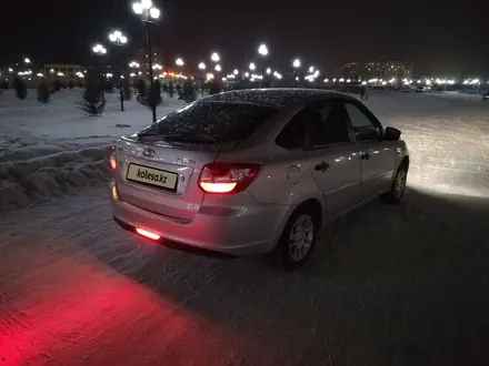 ВАЗ (Lada) Granta 2191 2015 года за 2 800 000 тг. в Семей – фото 7