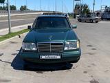 Mercedes-Benz E 220 1993 годаfor2 015 000 тг. в Кордай