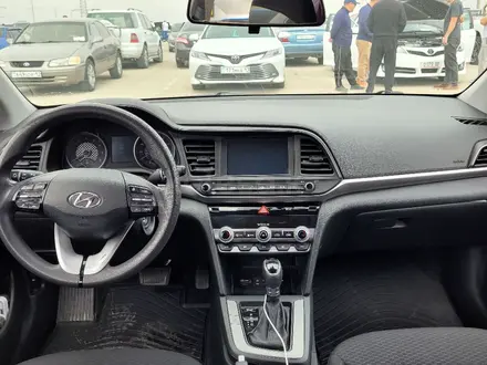 Hyundai Elantra 2019 года за 5 400 000 тг. в Актау – фото 7
