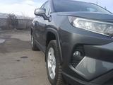 Toyota RAV4 2021 года за 15 000 000 тг. в Алматы