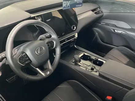 Lexus RX 350 F Sport+ 2025 года за 44 000 000 тг. в Актобе – фото 5