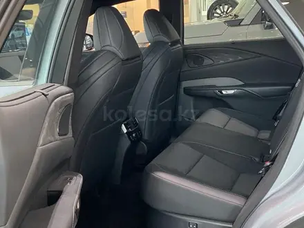 Lexus RX 350 F Sport+ 2025 года за 44 000 000 тг. в Актобе – фото 6