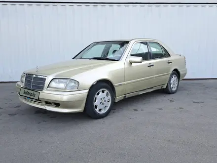 Mercedes-Benz C 200 1995 года за 1 020 000 тг. в Алматы