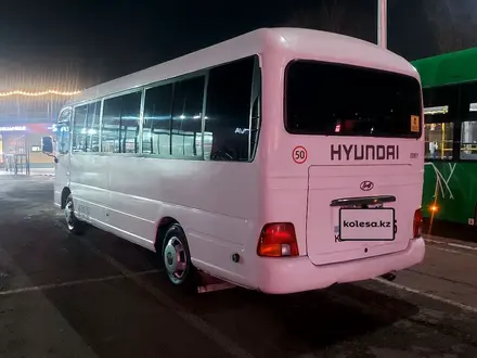 Hyundai  County 2005 года за 4 200 000 тг. в Алматы – фото 3