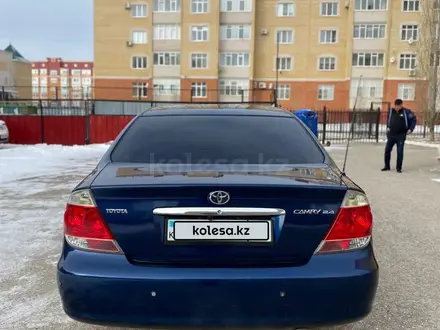 Toyota Camry 2005 года за 6 000 000 тг. в Актобе – фото 2