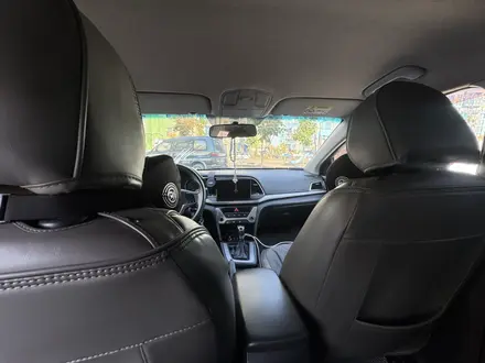 Hyundai Elantra 2018 года за 6 500 000 тг. в Алматы – фото 11