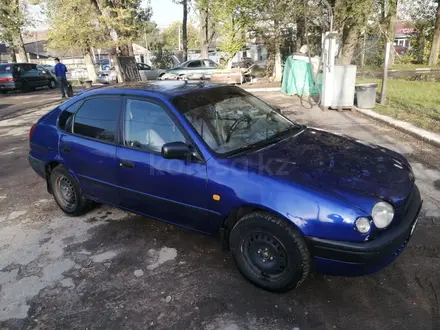 Toyota Corolla 1997 года за 1 900 000 тг. в Алматы – фото 4