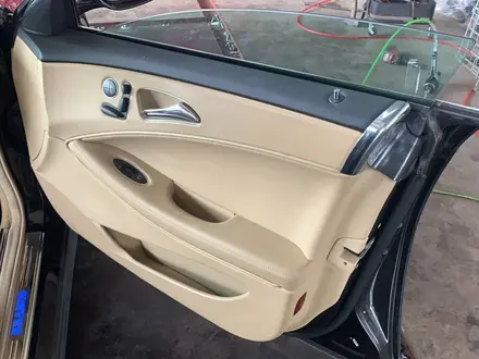 Торпеда панель Mercedes-Benz W219 CLS за 125 000 тг. в Шымкент – фото 19