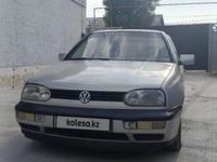 Volkswagen Golf 1996 годаүшін2 100 000 тг. в Тараз