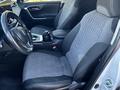 Toyota RAV4 2022 года за 15 750 000 тг. в Атырау – фото 11