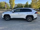 Toyota RAV4 2022 года за 15 750 000 тг. в Атырау – фото 5