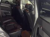Chevrolet Captiva 2010 года за 3 500 000 тг. в Туркестан – фото 5