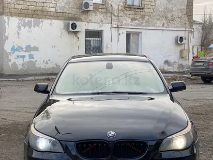 BMW 550 2008 года за 5 000 000 тг. в Атырау – фото 13