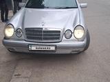 Mercedes-Benz E 200 1998 годаүшін3 900 000 тг. в Алматы