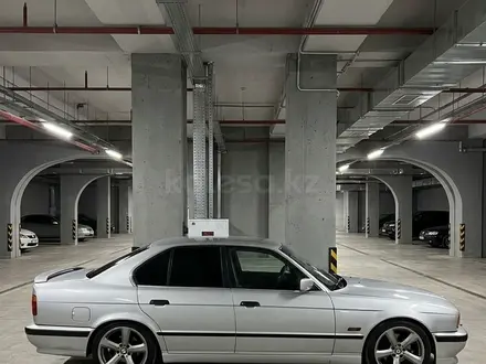 BMW 540 1995 года за 3 500 000 тг. в Алматы – фото 2