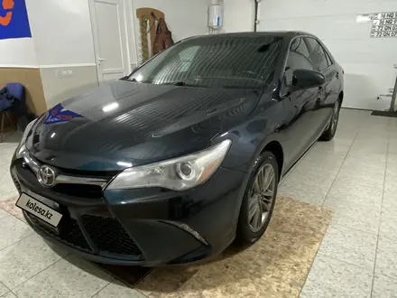 Toyota Camry 2016 года за 6 700 000 тг. в Атырау – фото 15