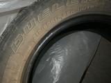 Шины Bridgestone 215/60/17 за 70 000 тг. в Караганда – фото 2