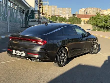 Kia K5 2022 года за 12 500 000 тг. в Актау – фото 3