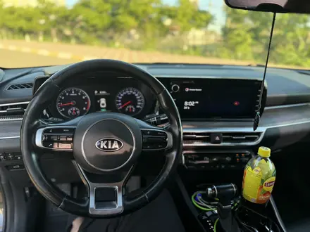 Kia K5 2022 года за 12 500 000 тг. в Актау – фото 5