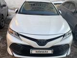 Toyota Camry 2019 годаүшін13 000 000 тг. в Астана – фото 2