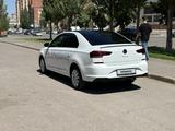 Volkswagen Polo 2022 года за 8 450 000 тг. в Астана – фото 4