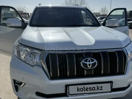 Toyota Land Cruiser Prado 2020 года за 29 000 000 тг. в Актау
