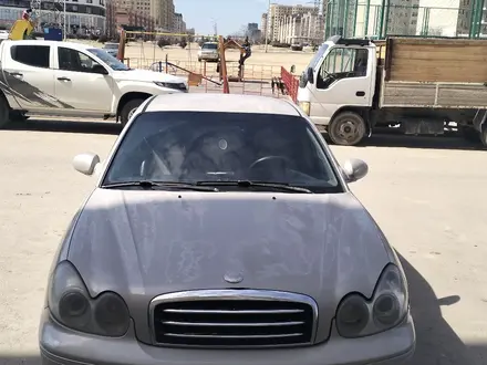 Hyundai Sonata 2002 года за 1 850 000 тг. в Актау – фото 3