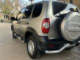 Chevrolet Niva 2011 годаfor3 000 000 тг. в Шымкент – фото 4