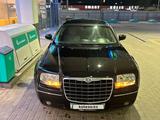 Chrysler 300C 2005 годаүшін5 300 000 тг. в Алматы – фото 4