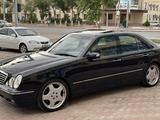 Mercedes-Benz E 430 2000 года за 7 000 000 тг. в Туркестан – фото 2