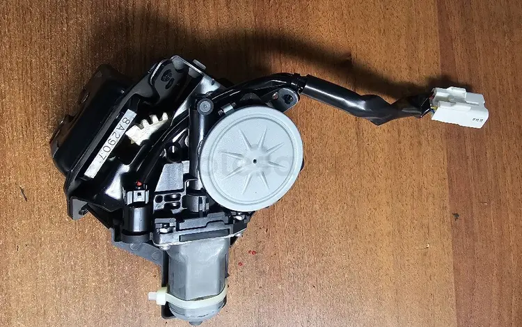 Замок багажника Lexus NX300H за 40 000 тг. в Алматы