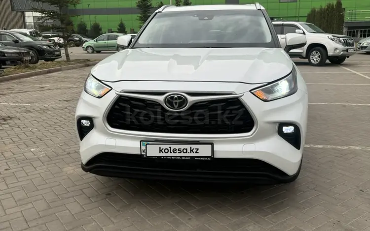 Toyota Highlander 2022 года за 27 500 000 тг. в Алматы
