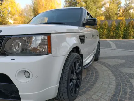 Land Rover Range Rover Sport 2010 года за 11 000 000 тг. в Алматы – фото 13