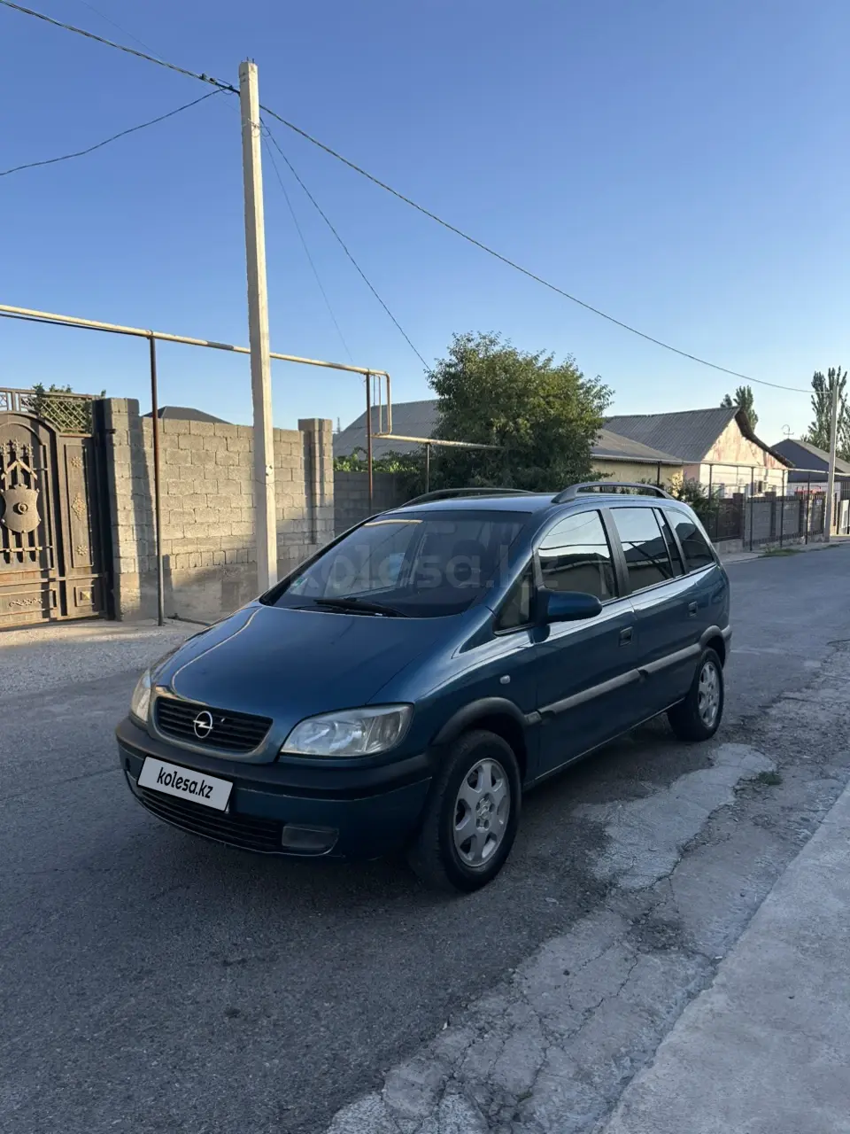 Opel Zafira, 2001