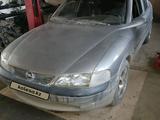 Opel Vectra 1996 года за 1 500 000 тг. в Актобе – фото 2