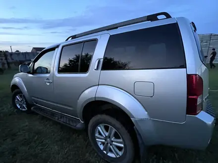 Nissan Pathfinder 2007 года за 6 000 000 тг. в Астана – фото 2