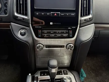 Toyota Land Cruiser 2018 года за 39 999 999 тг. в Актобе – фото 8