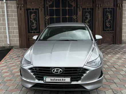 Hyundai Sonata 2022 года за 10 500 000 тг. в Усть-Каменогорск – фото 2