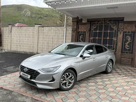 Hyundai Sonata 2022 года за 10 500 000 тг. в Усть-Каменогорск