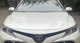 Toyota Camry 2018 годаfor13 000 000 тг. в Алматы