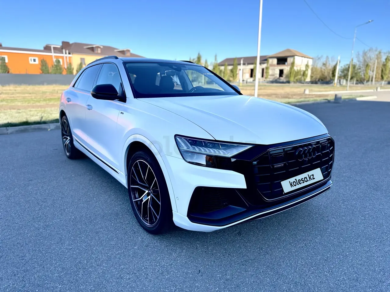 Ауди Q8, 2023