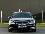 Mercedes-Benz S 350 2010 годаүшін6 500 000 тг. в Астана – фото 2