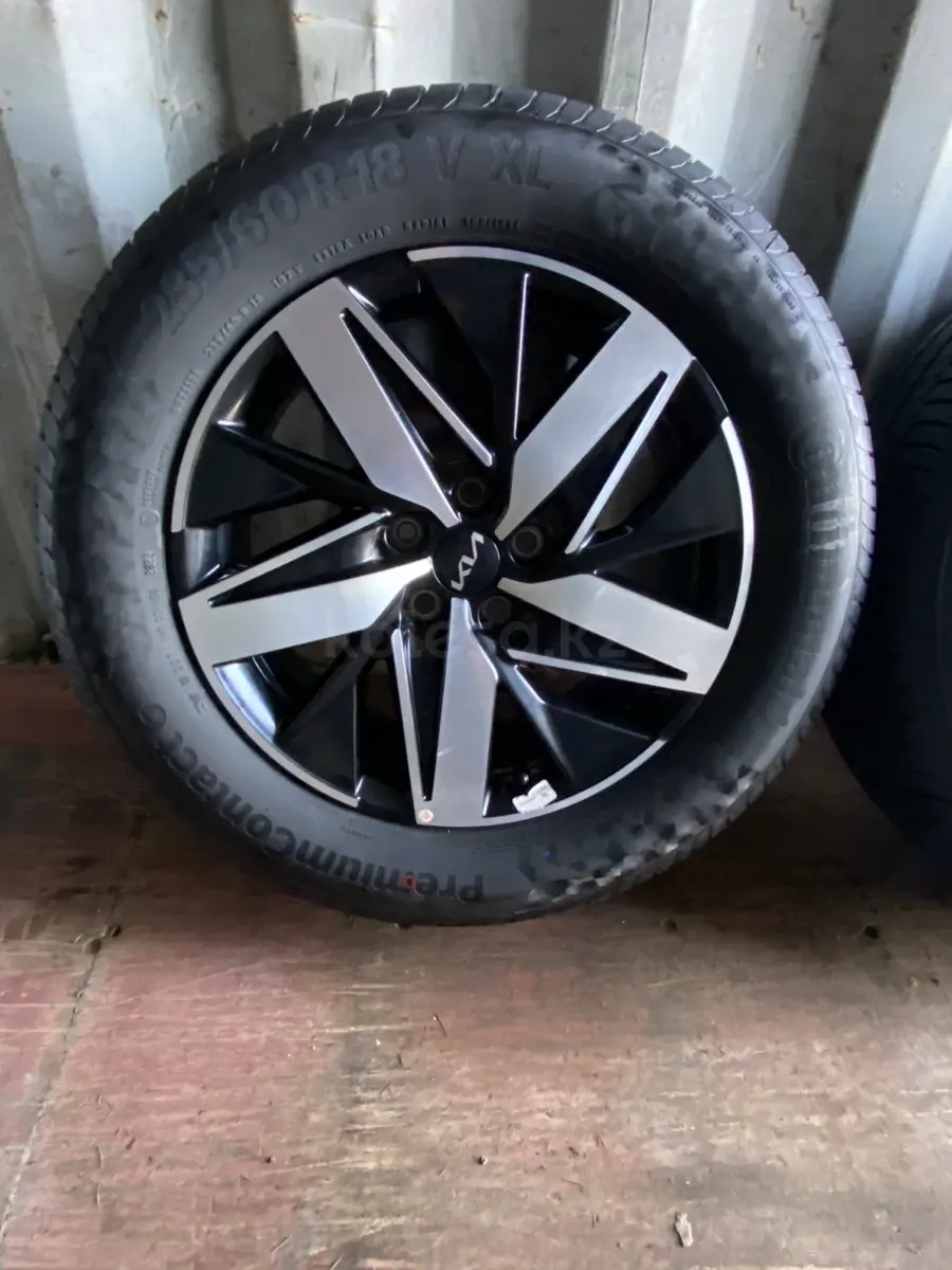 ОРИГИНАЛ ДИСКИ КИА KIA с резиной Continental Preminum Contact 6 235/60 ...